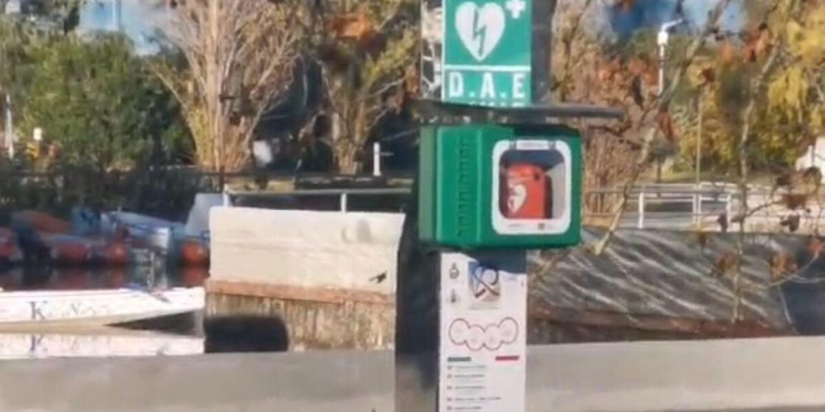 defibrillatore intrappolato a causa di un cantiere